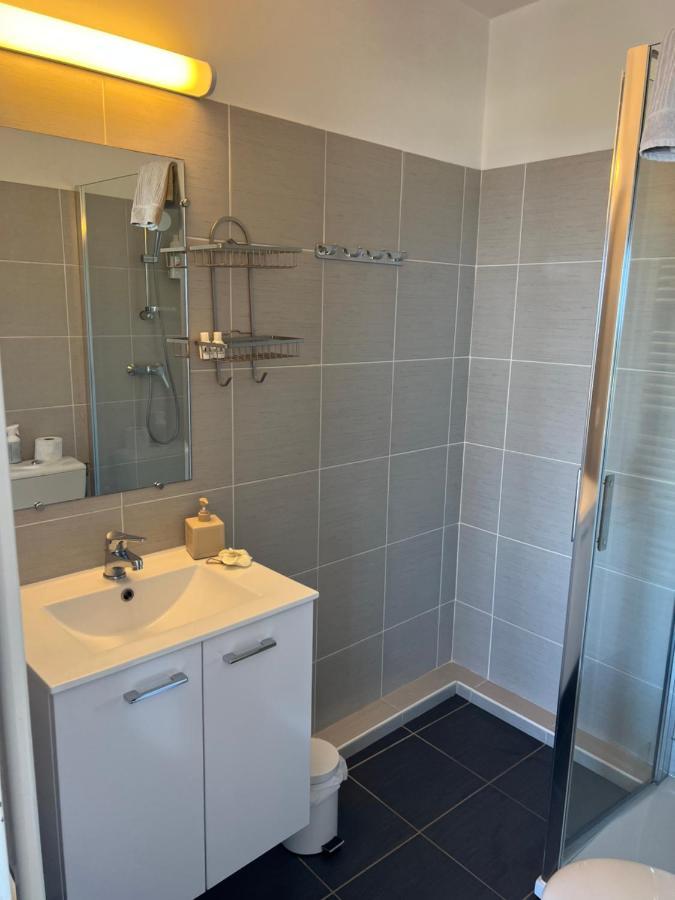 My Resid Appart Cannes Marina Vue Mer Мандельё-ла-Напуль Экстерьер фото