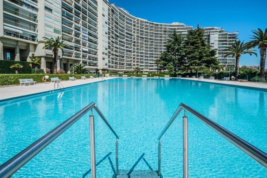 My Resid Appart Cannes Marina Vue Mer Мандельё-ла-Напуль Экстерьер фото