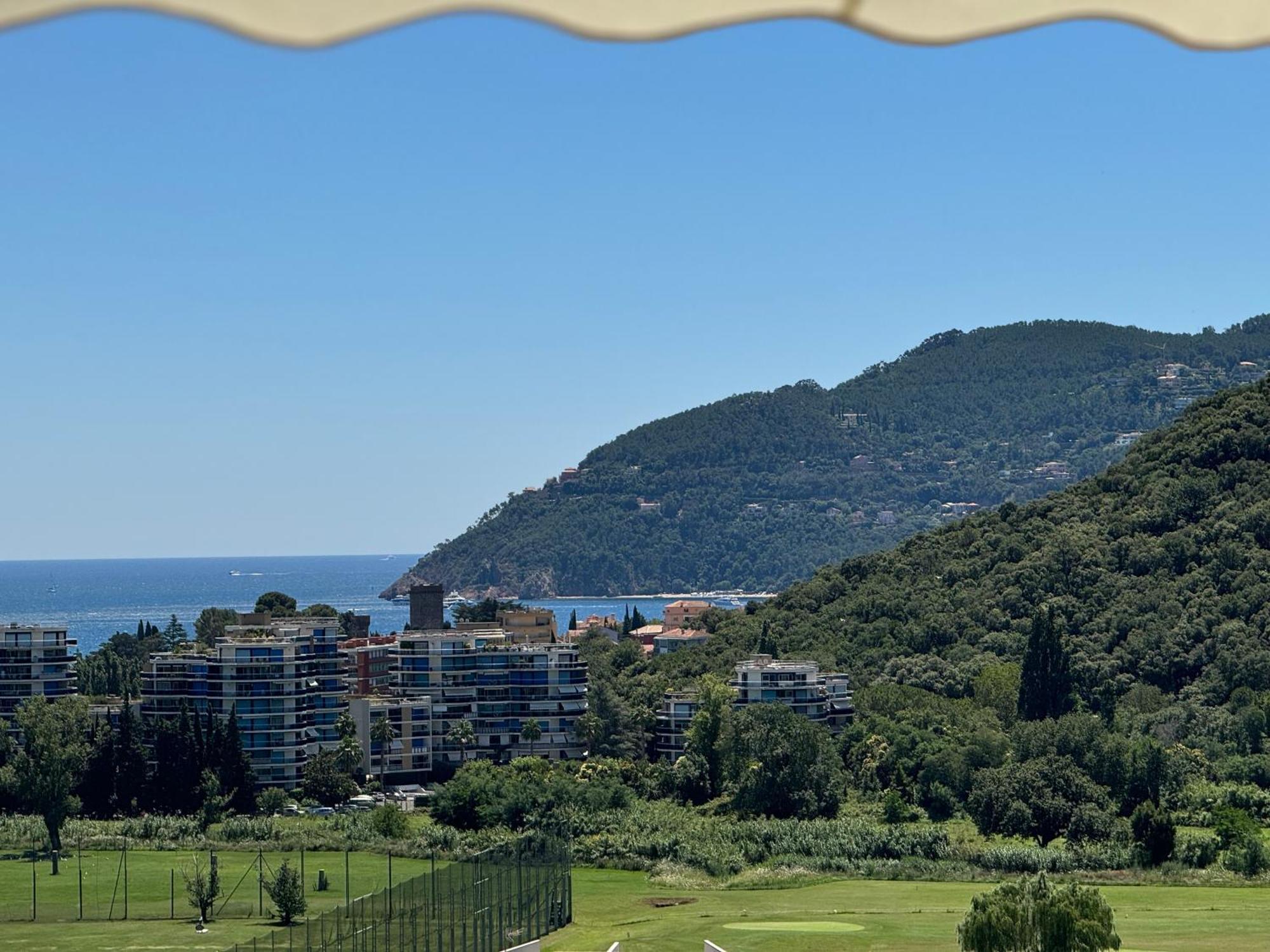 My Resid Appart Cannes Marina Vue Mer Мандельё-ла-Напуль Экстерьер фото